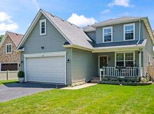 219 Elm Ave, Mundelein, IL 60060
