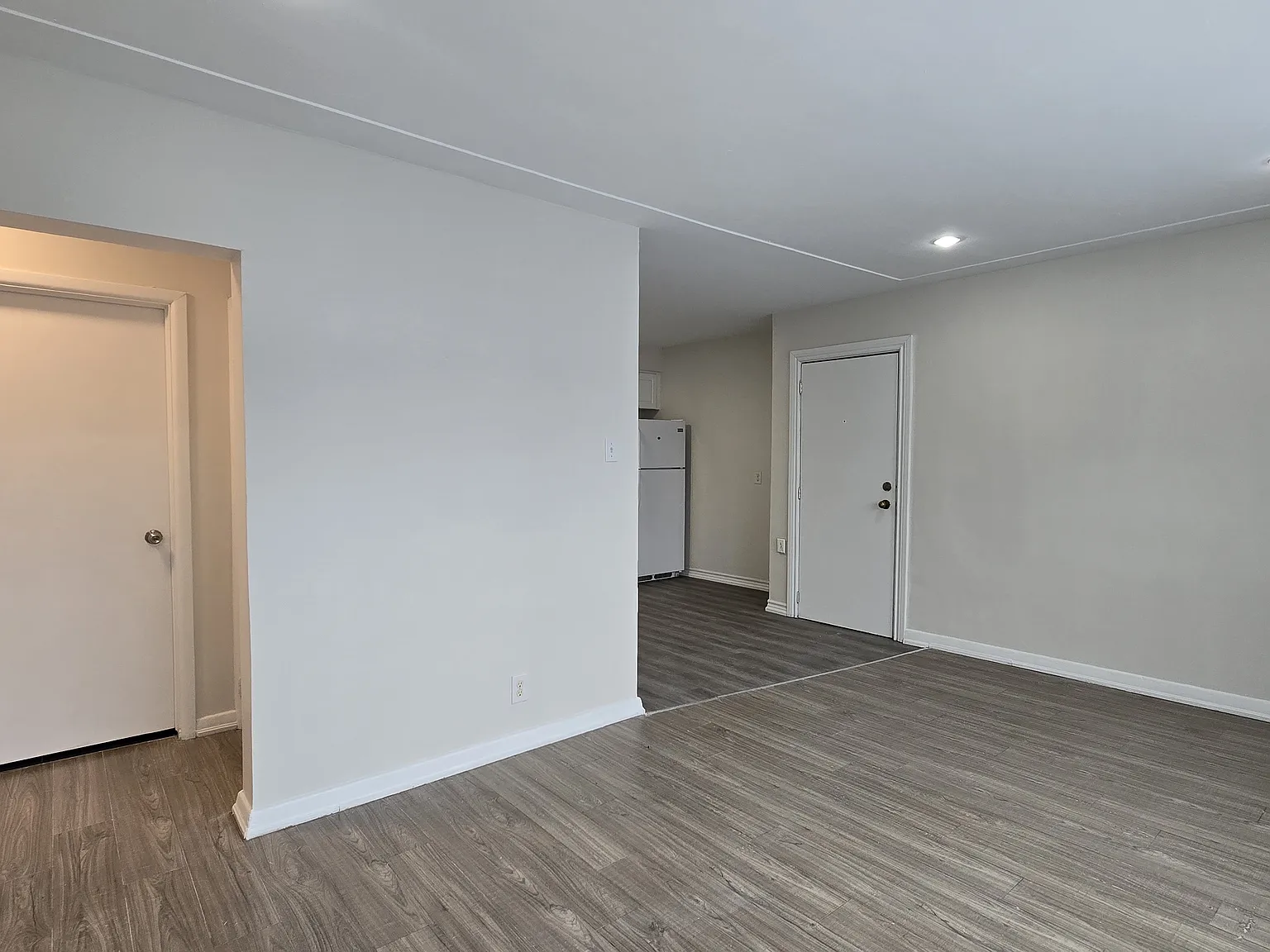 2 bed, $1,520 — Photo 3