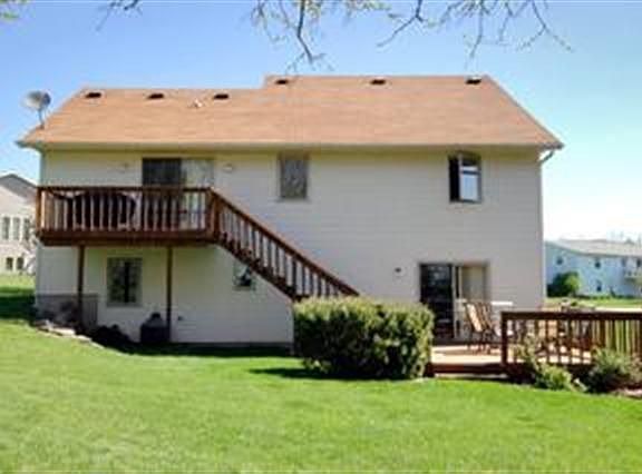 4th image of 2925 Sand Hill Ct