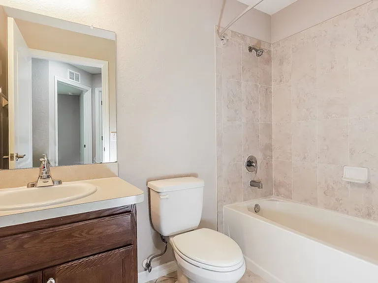 1873 Kingsmill Dr — Photo 18