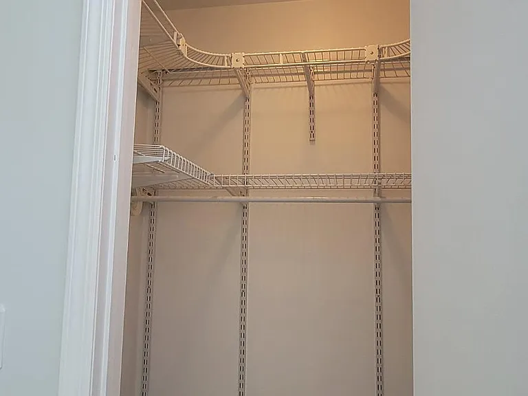 1408 Locust Ct — Photo 21