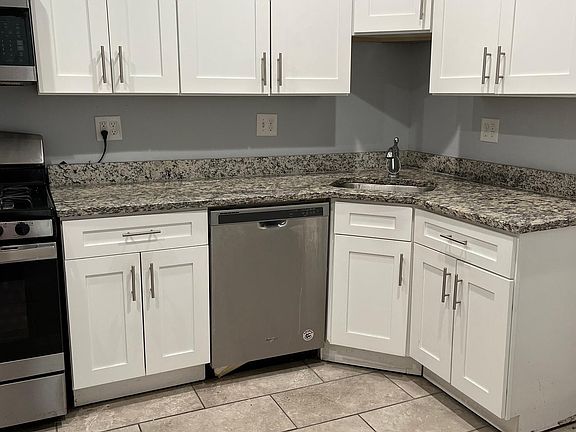 2nd image of 6508 S Saint Lawrence Ave #1