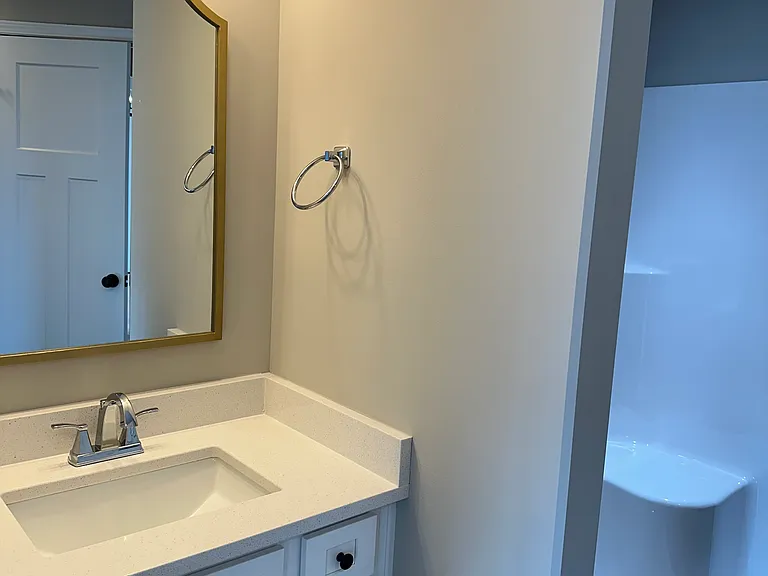 1409 Brook Hill Dr — Photo 8