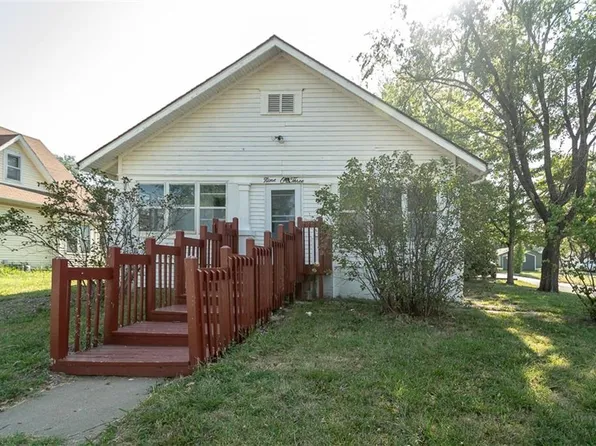 903 N King St, Ottawa, KS 66067