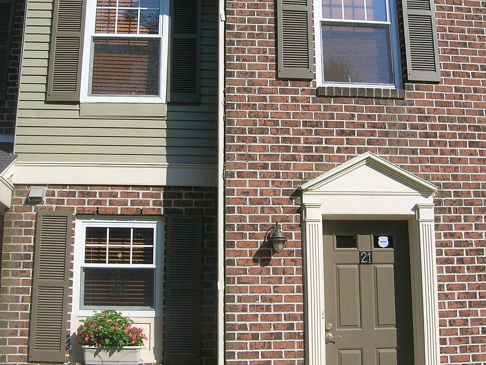 Exterior 1
