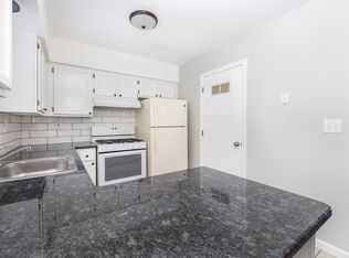 13 Lake Dr, Berlin, CT 06037