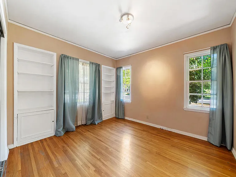 2335 Lorain Rd — Photo 38