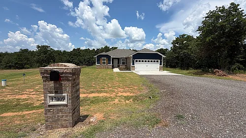 17009 Oak Ridge Cir Photo 1 17009 Oak Ridge Cir Photo 1