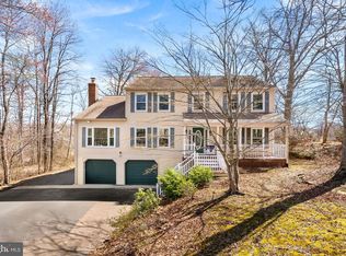 1339 Aquia Dr, Stafford, VA 22554