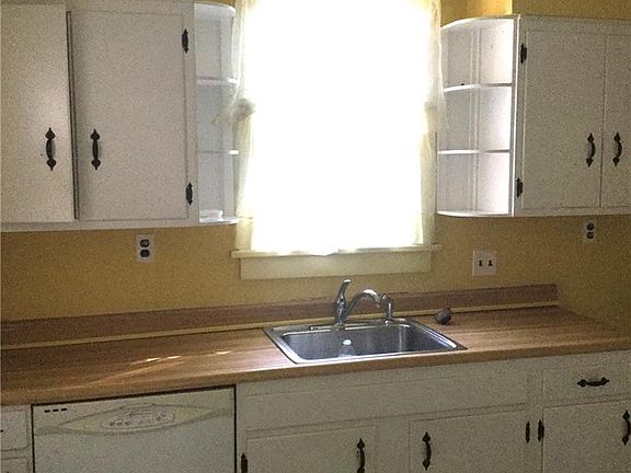 5th image of 48 Collyer Ave