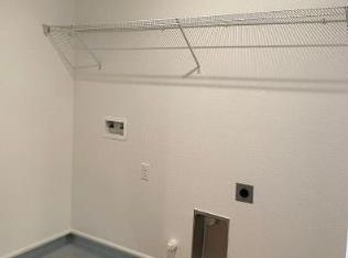 37 Medieval St, Merced, CA 95341