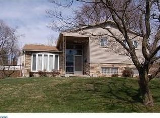 1717 Lawrence Rd, Havertown, PA 19083