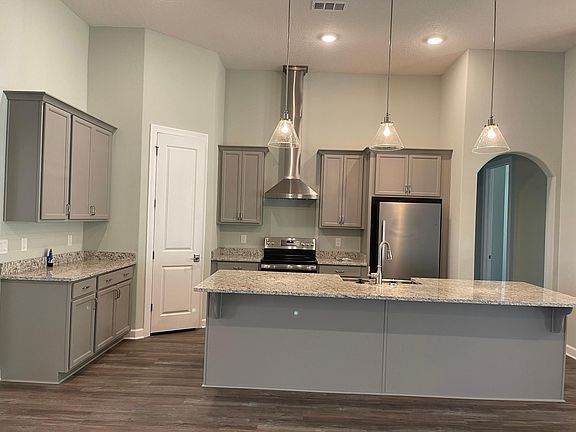 5th image of 7984 Twin Cedar Dr