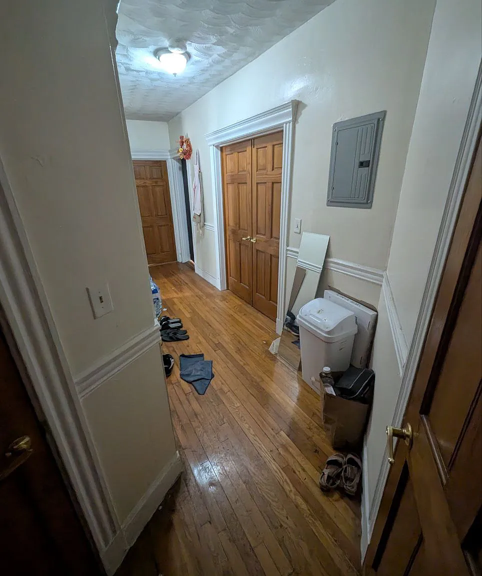 2 bed, 640 sqft, $3,050 — Photo 3