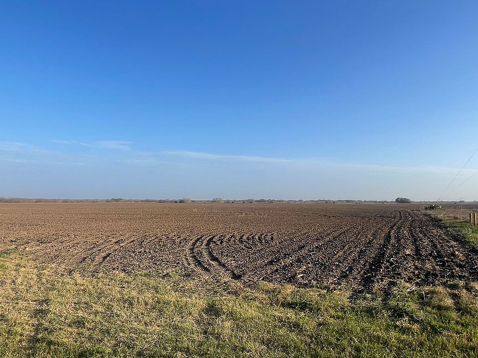 2nd image of County Road 798