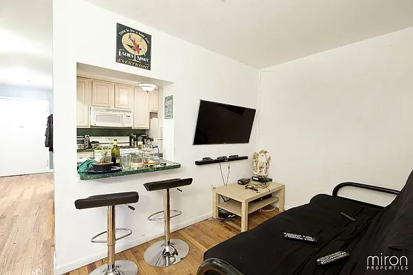 Rented by Zumper Inc | media 4