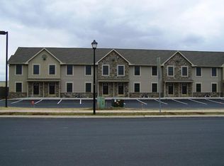 12 Hoover Dr #101, Ephrata, PA 17522