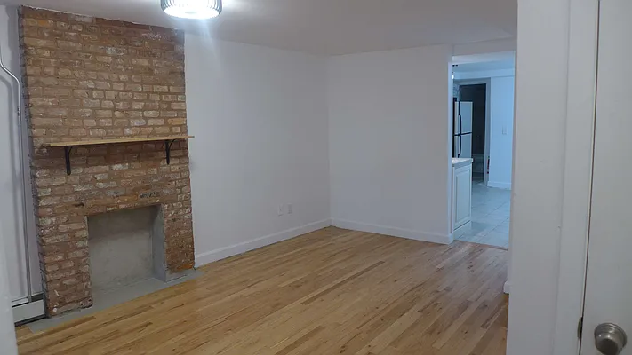 Rented by Garfield Realty  | media 22