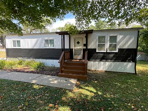 454 Perkins Blvd Photo 1