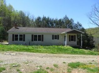 998 Collie Crest Dr, Elkton, VA 22827