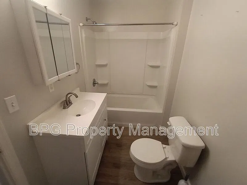 95 N Main St — Photo 3