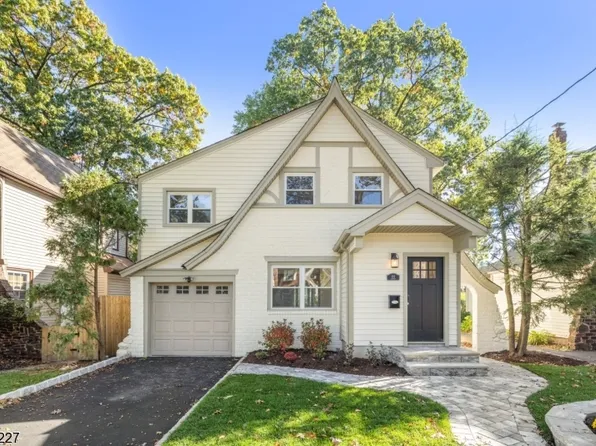 64 Lyall Rd, Clifton City, NJ 07012