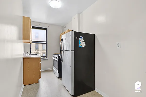 Rented by REZI | media 5