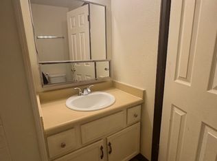 139 W 45th St APT A, Loveland, CO 80538