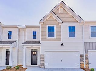 202 Trail Branch Ct, Greer, SC 29650