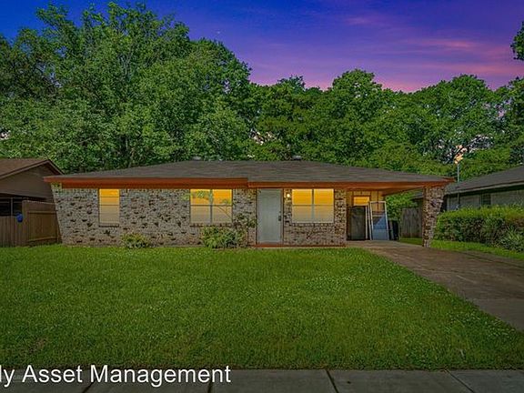 3rd image of 7726 Woodfield Dr