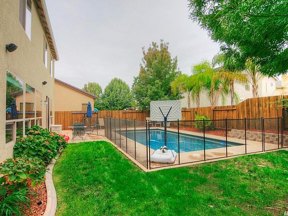 2nd image of 408 Bonicelli Ct