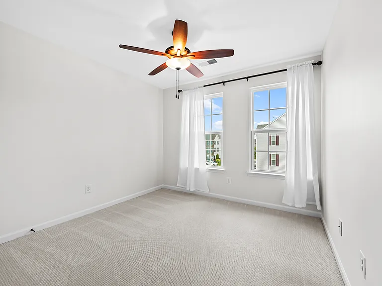 115 Hornbeam Dr — Photo 11