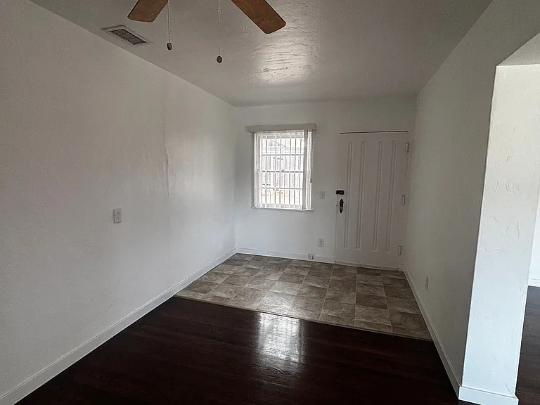 3689 Moultrie Ave — Photo 8