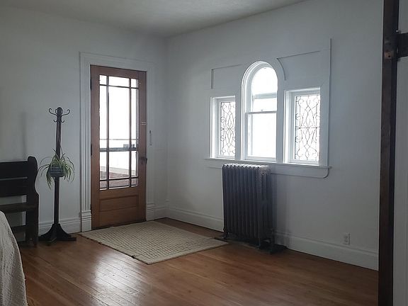 2nd image of 127 W Central Ave