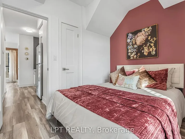 6065 McLeod Rd #213 — Photo 9