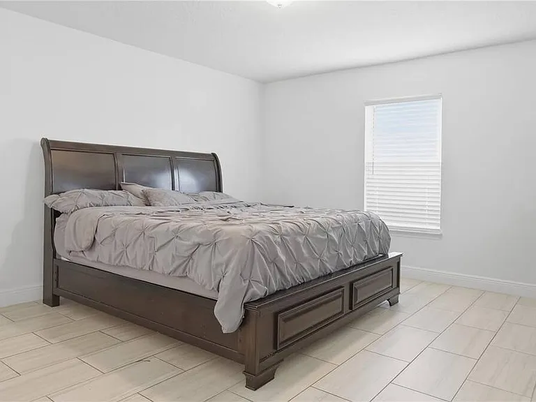 16 Alicante Ct — Photo 20