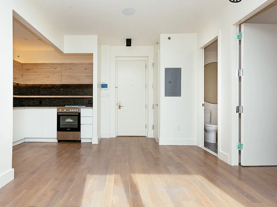 1068 Fulton St #5D