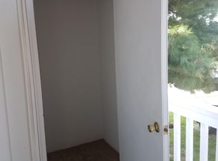 418 W 4th St APT D, Waterloo, IL 62298