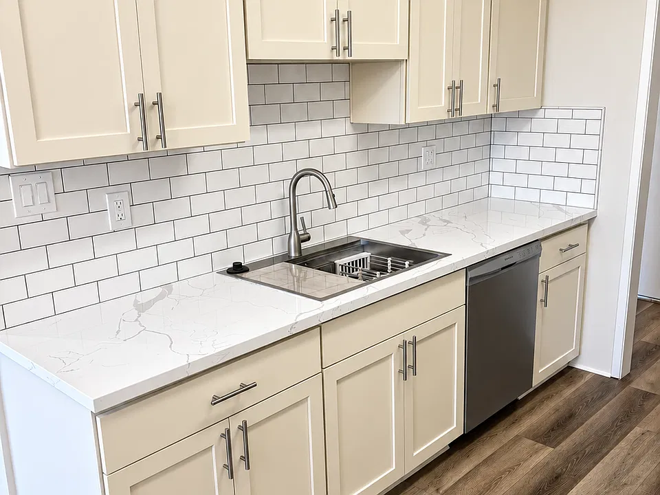 The Crestmoor Apartments