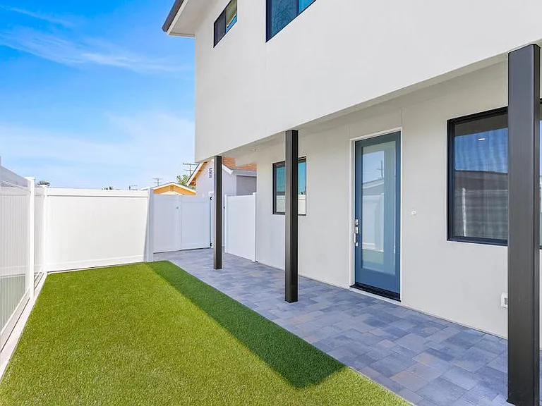 4251 Gila Ave — Photo 11