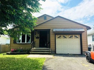 703 N Highland Ave, East Syracuse, NY 13057