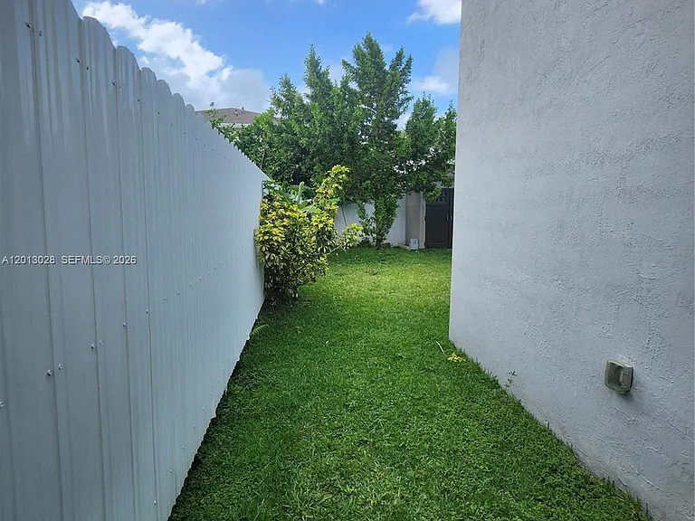 13245 SW 271st Ter #1 — Photo 6