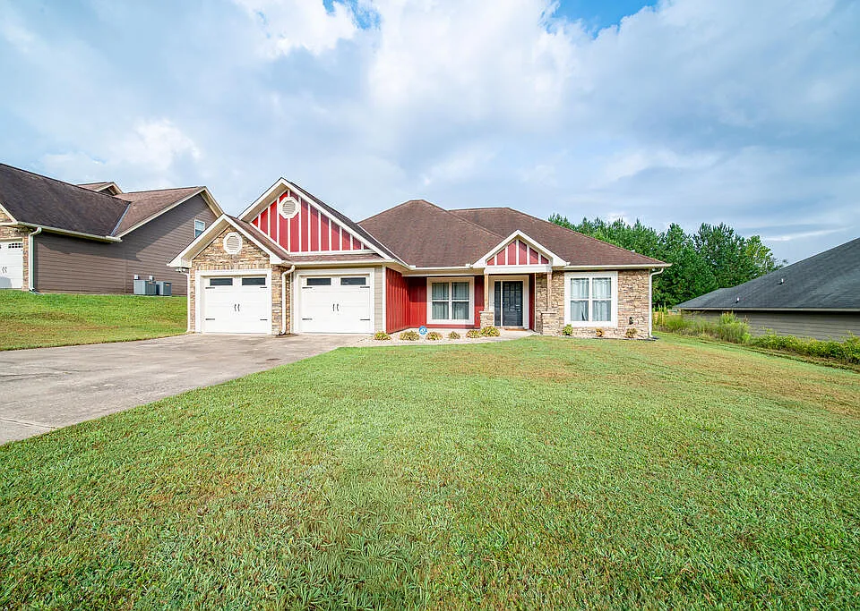 128 Lee Road 2180