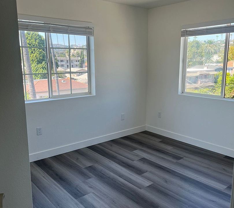 2nd image of 1720 Taft Ave APT 401