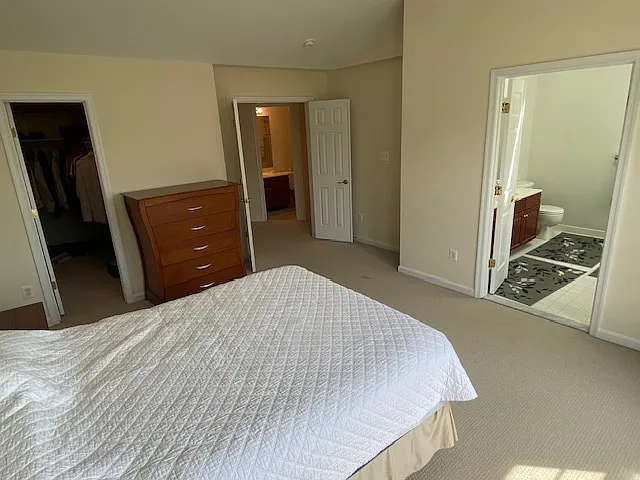 3395 Governors Crest Ct — Photo 13