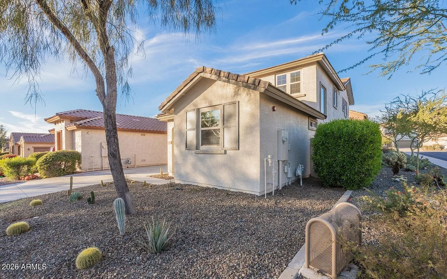 4 bed, 3.0 bath, 2095 sqft, $2,500 — Photo 3