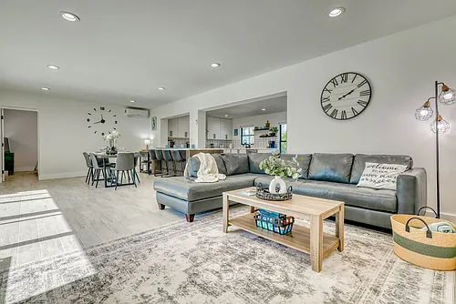 106 Playmore Dr #ID1346491P Photo 1