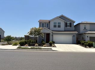 1105 W Sedona Ave, Visalia, CA 93291