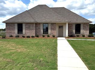 4965 Laurel Cir, Shreveport, LA 71107