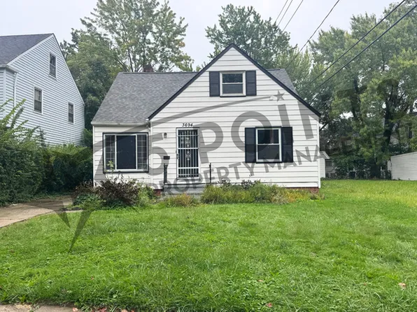 3694 Grosvenor Rd, Cleveland Heights, OH 44118